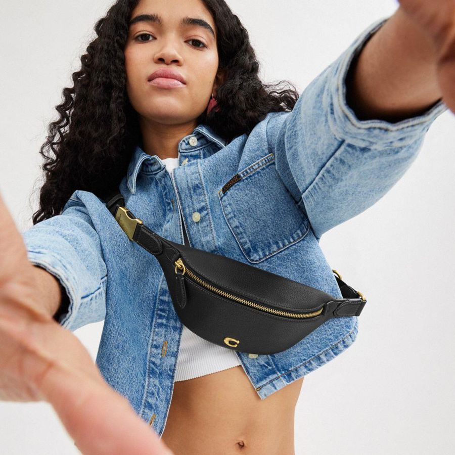 Black Women COACH® Essential Belt Bags | 31489OWMU