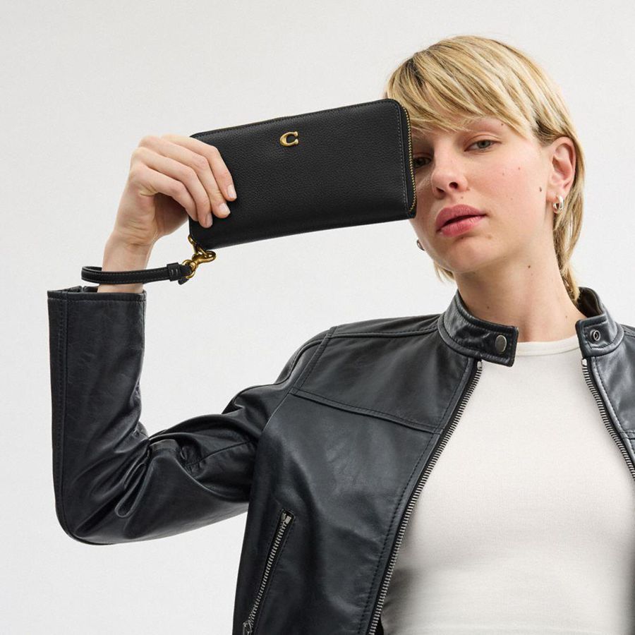 Black Women COACH® Essential Continental Wallet | 25168WRKM