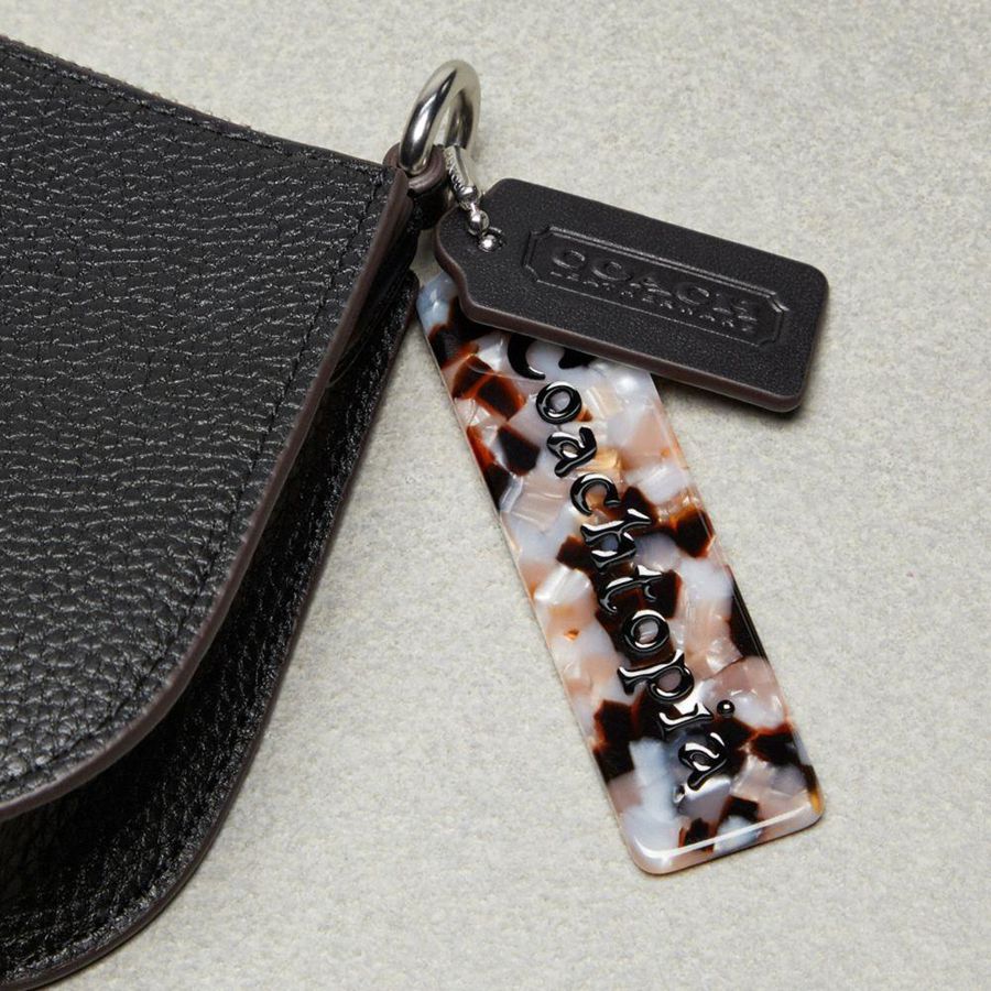 Black Women COACH® Small Wavy In Coachtopia Leather Shoulder Bag | 41593OUNM