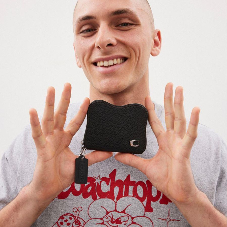 Black Women COACH® Zip Around In Coachtopia Leather Wallet | 08912VJNG