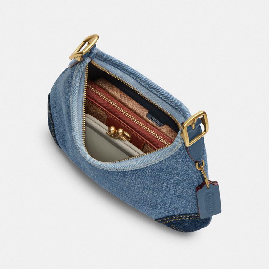 Blue Women COACH® Hamptons Hobo Bag | 04216VSIJ