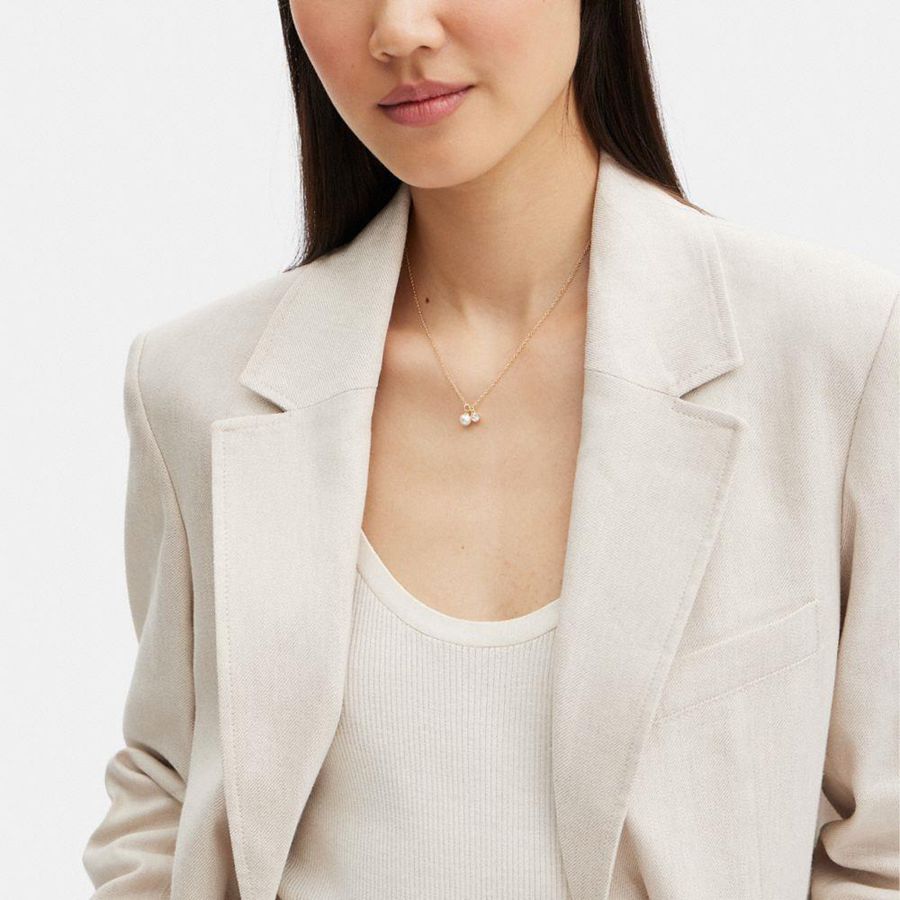 Gold Women COACH® Classic Pearl Pendant Necklace Jewelry | 17034JNCK