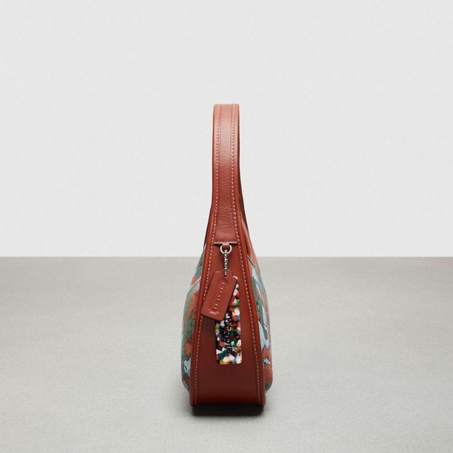 Green Women COACH® Ergo In Upcrushed Upcrafted Leather Hobo Bag | 14932JUSI
