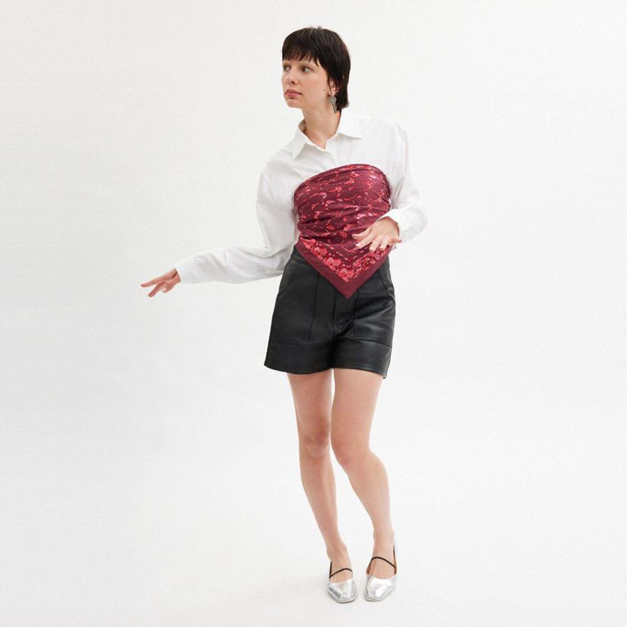 Navy Women COACH® Signature Rose Meadow Print Silk Square Scarf | 05931KHQF