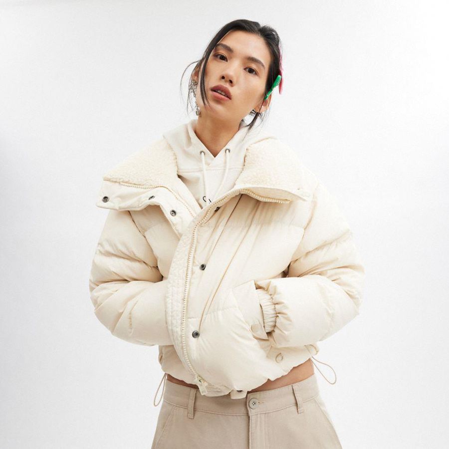 White Women COACH® Cropped Puffer In Recycled Polyamide With Sherpa Collar Jacket | 98451LCGD